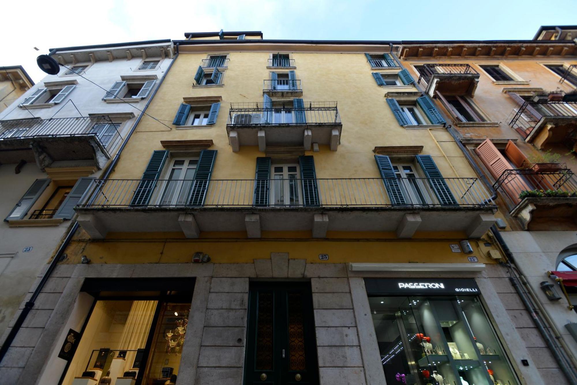 Verde Primavera By Maison 73 Apartment Verona Bagian luar foto